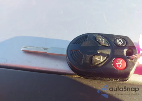 2016 Ford Focus Se z USA, uszkodzony, nr VIN 1FADP3K28GL382080